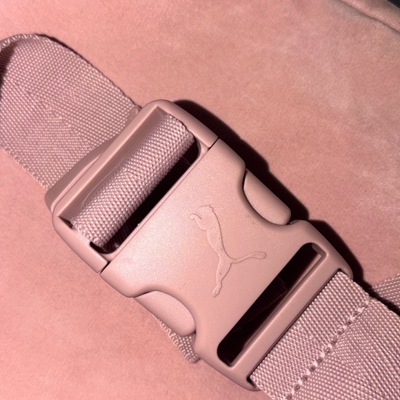 🅟🅤🅜🅐 ▪️Stylish Pink Suede Women Fanny Pack Bag - Picture 8 of 8